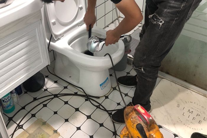 江夏疏通下水道